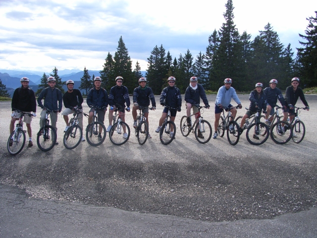  Ciclismo de cerro en grupo